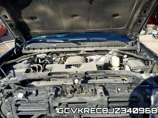 1GCVKREC8JZ340968 фото 8