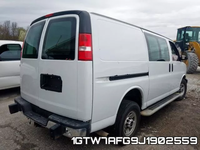 1GTW7AFG9J1902559 фото 5