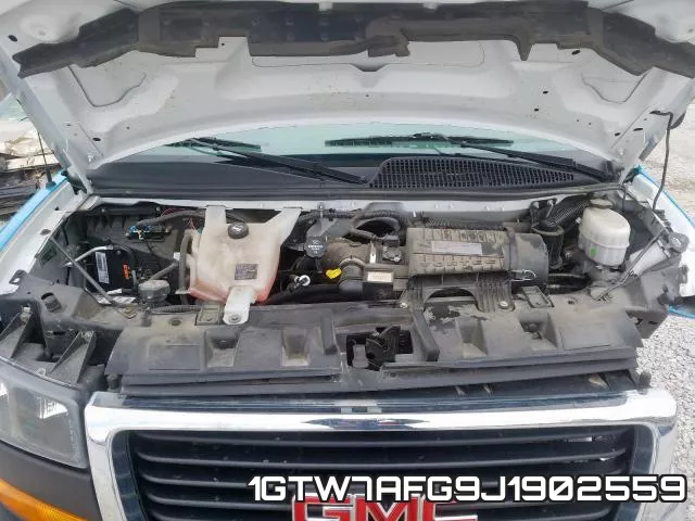 1GTW7AFG9J1902559 фото 8
