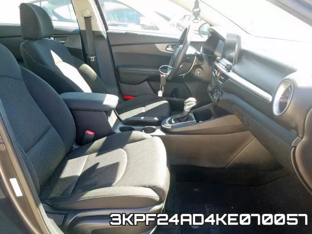 3KPF24AD4KE070057 фото 3