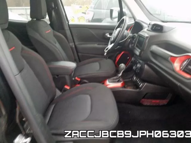 ZACCJBCB9JPH06303 фото 3