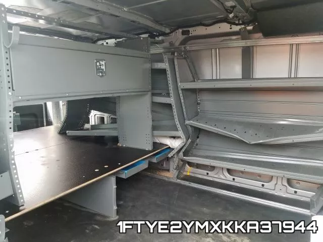 1FTYE2YMXKKA37944 фото 3