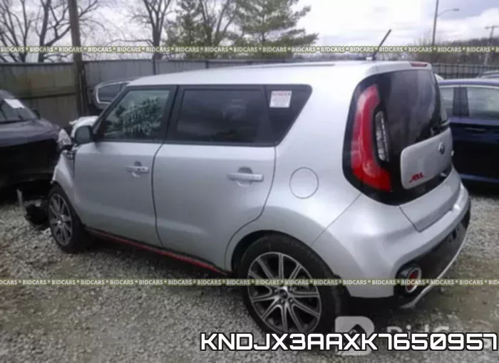 KNDJX3AAXK7650957 фото 4