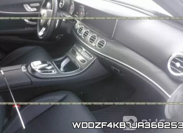 WDDZF4KB7JA368253 фото 6