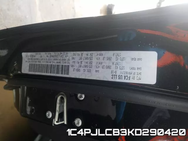 1C4PJLCB3KD290420 фото 2