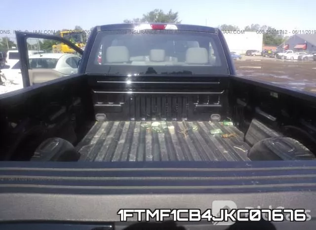 1FTMF1CB4JKC07676 фото 4
