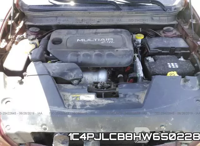 1C4PJLCB8HW650228 фото 2