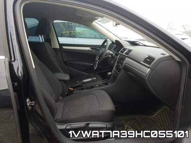 1VWAT7A39HC055101 фото 4