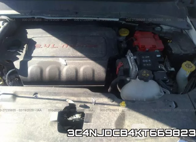 3C4NJDCB4KT669823 фото 2