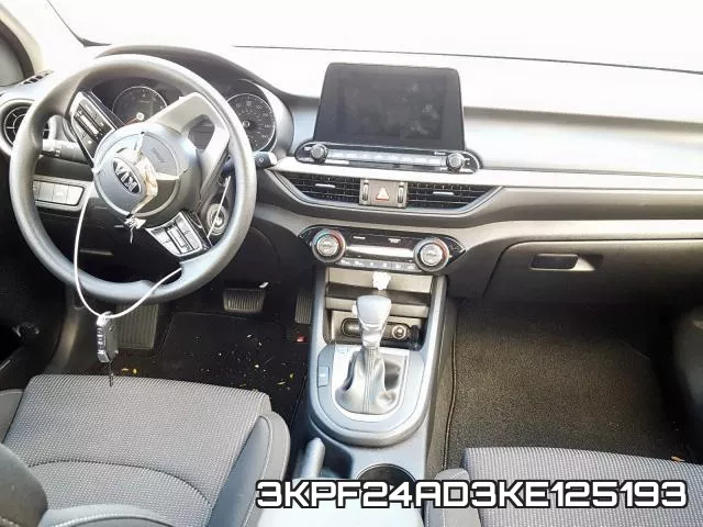 3KPF24AD3KE125193 фото 8