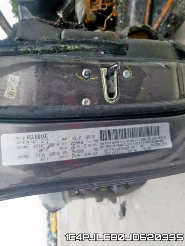 1C4PJLCB0JD620335 фото 2