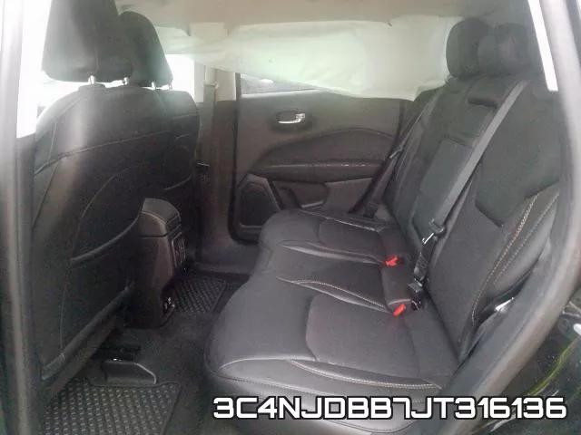 3C4NJDBB7JT316136 фото 7