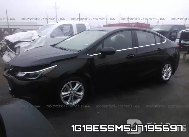 1G1BE5SM5J7195697 фото 3