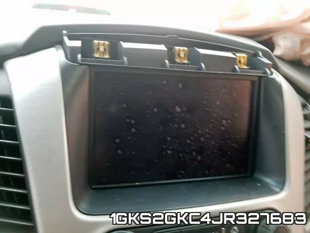 1GKS2GKC4JR327683 фото 10