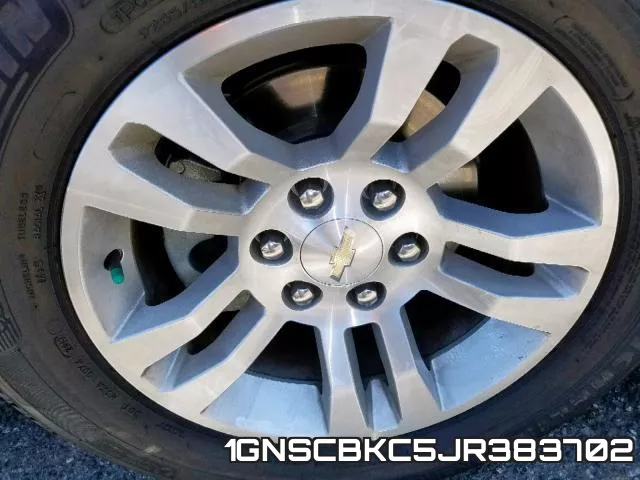 1GNSCBKC5JR383702 фото 10