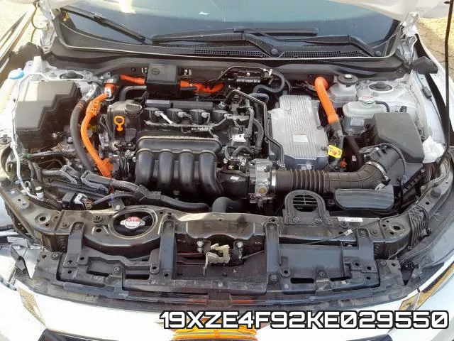 19XZE4F92KE029550 фото 8