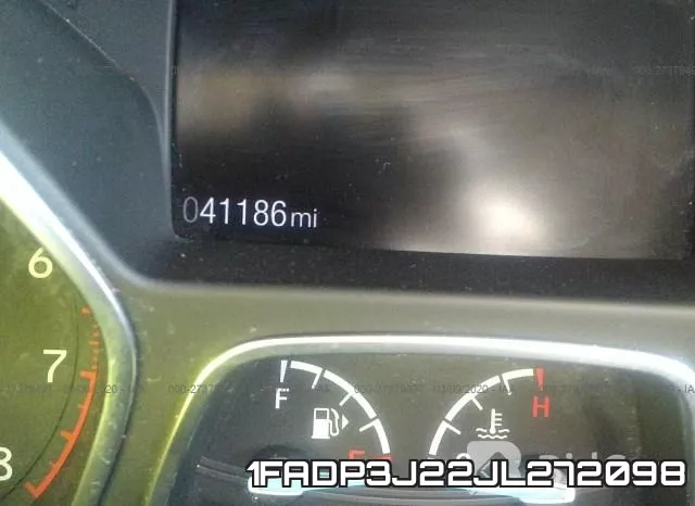 1FADP3J22JL272098 фото 8