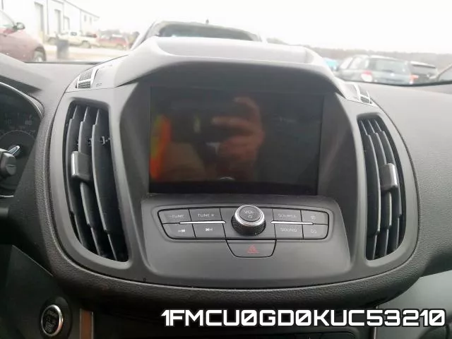 1FMCU0GD0KUC53210 фото 10
