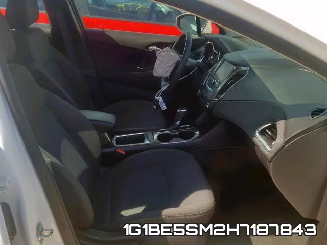 1G1BE5SM2H7187843 фото 6