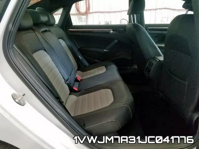 1VWJM7A31JC041776 фото 6