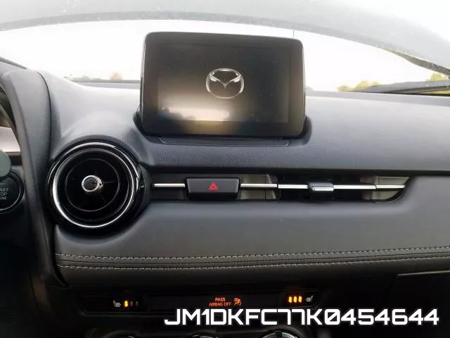 JM1DKFC77K0454644 фото 10
