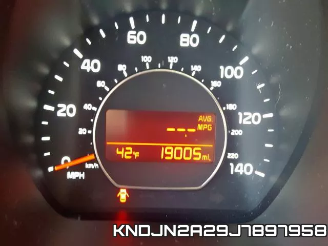 KNDJN2A29J7897958 фото 9