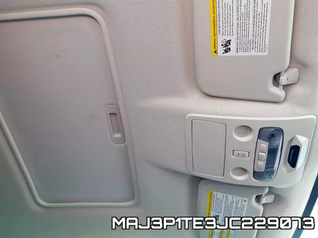 MAJ3P1TE3JC229073 фото 10