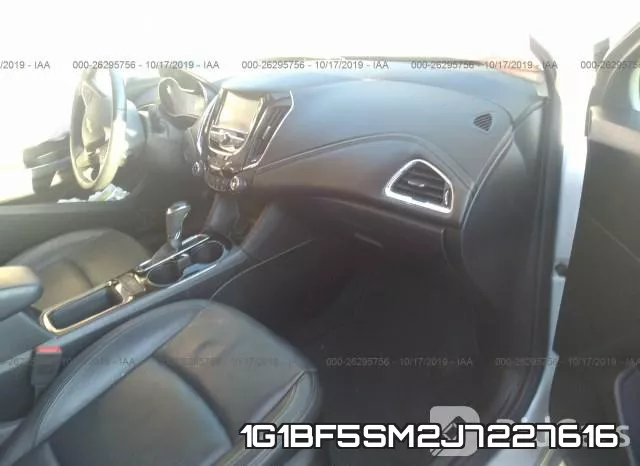 1G1BF5SM2J7227616 фото 6