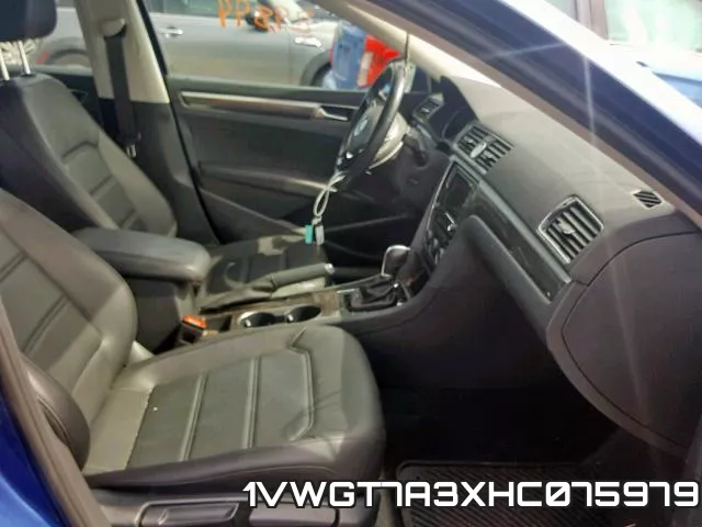1VWGT7A3XHC075979 фото 6