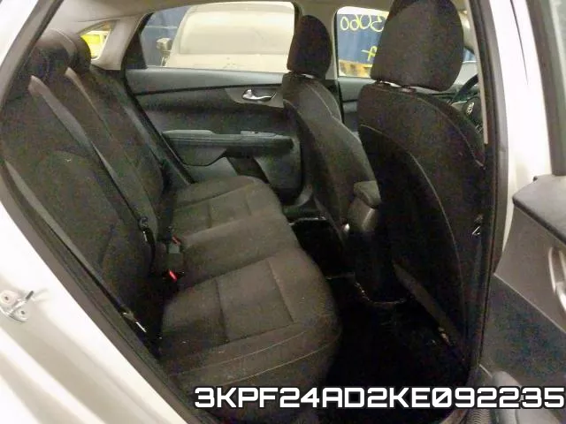 3KPF24AD2KE092235 фото 7