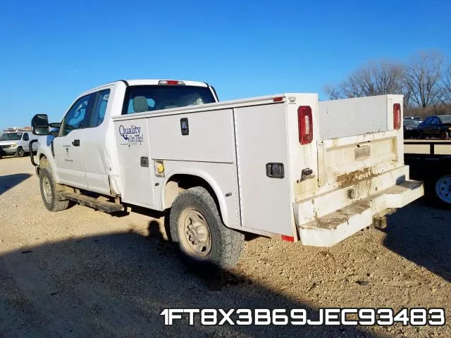 1FT8X3B69JEC93483 фото 4