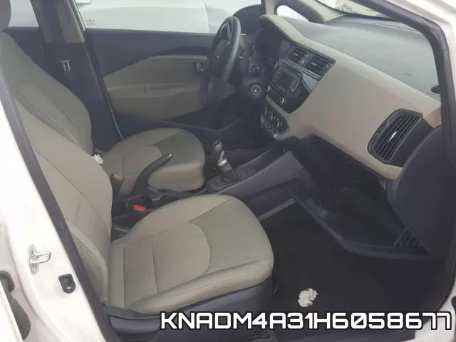 KNADM4A31H6058677 фото 6