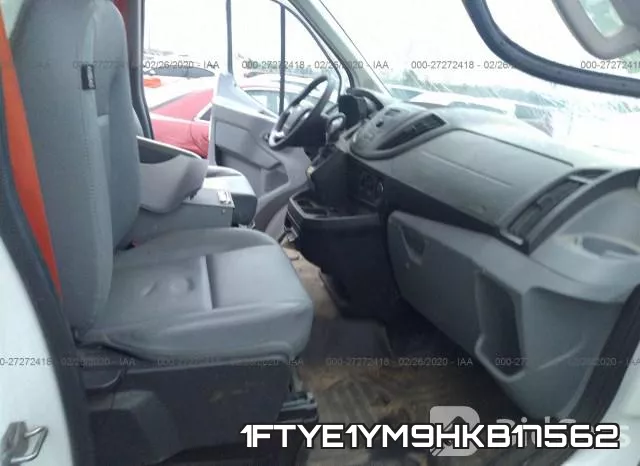 1FTYE1YM9HKB17562 фото 6