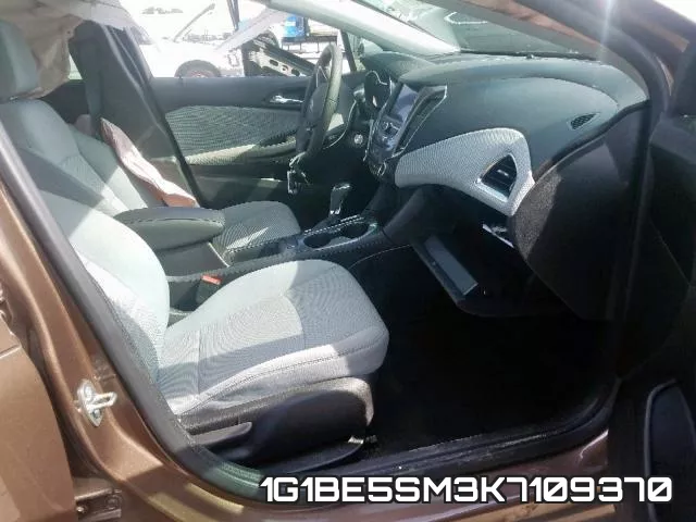 1G1BE5SM3K7109370 фото 6