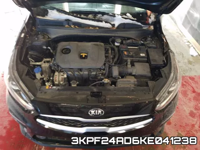 3KPF24AD6KE041238 фото 8