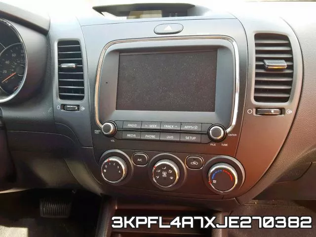 3KPFL4A7XJE270382 фото 10