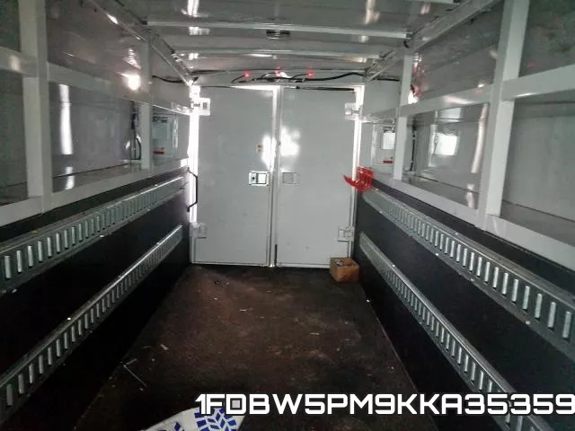 1FDBW5PM9KKA35359 фото 7
