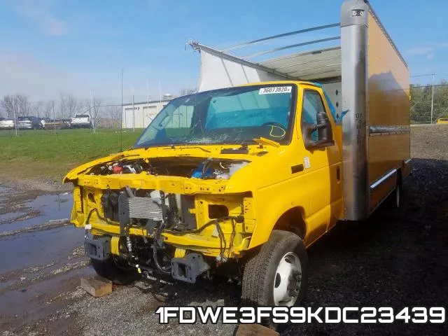 1FDWE3FS9KDC23439 фото 3