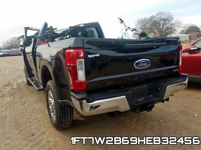 1FT7W2B69HEB32456 фото 4