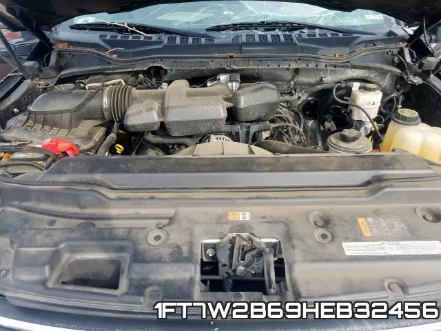 1FT7W2B69HEB32456 фото 8