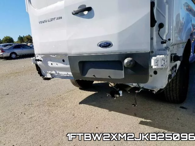 1FTBW2XM2JKB25096 фото 10