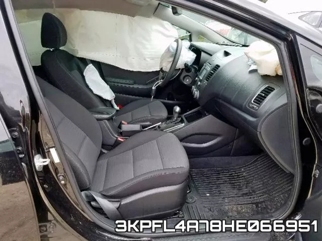 3KPFL4A78HE066951 фото 6
