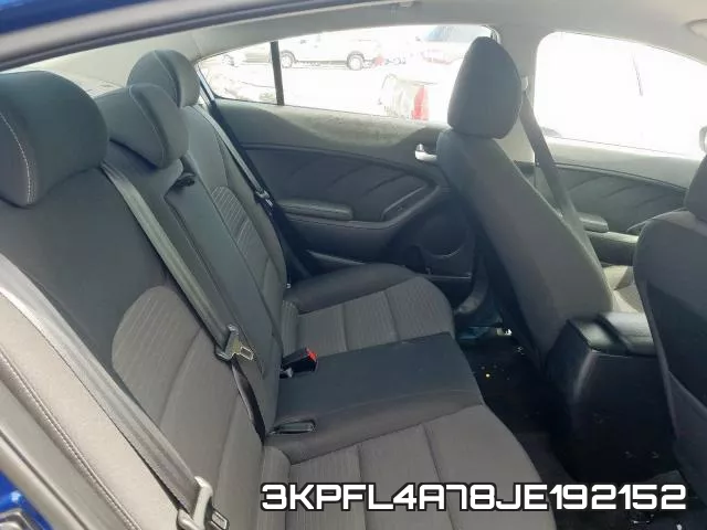 3KPFL4A78JE192152 фото 7
