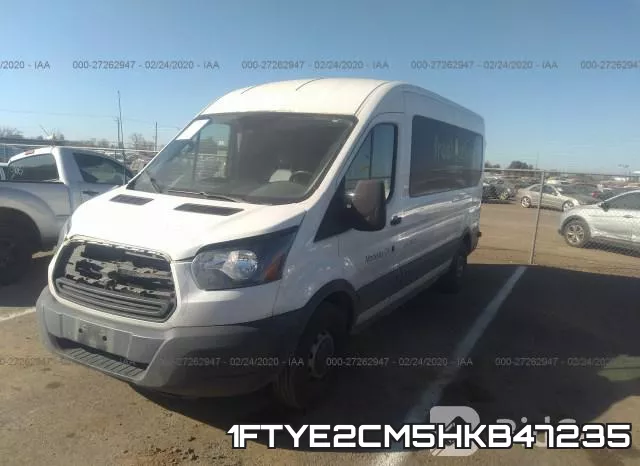 1FTYE2CM5HKB47235 фото 3