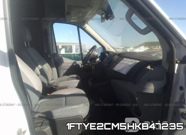 1FTYE2CM5HKB47235 фото 6