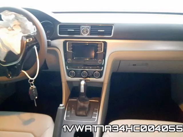 1VWAT7A34HC004055 фото 10
