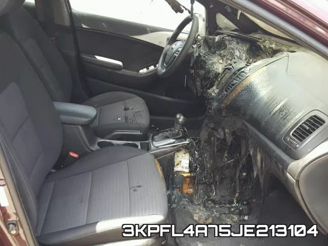 3KPFL4A75JE213104 фото 6