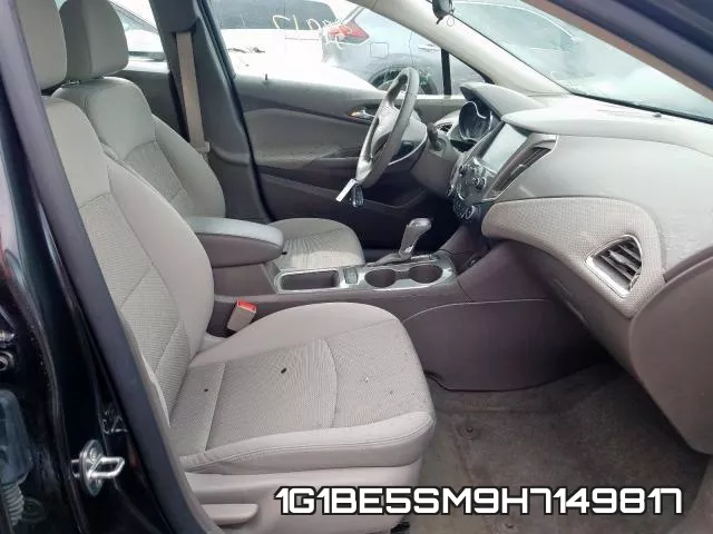 1G1BE5SM9H7149817 фото 6