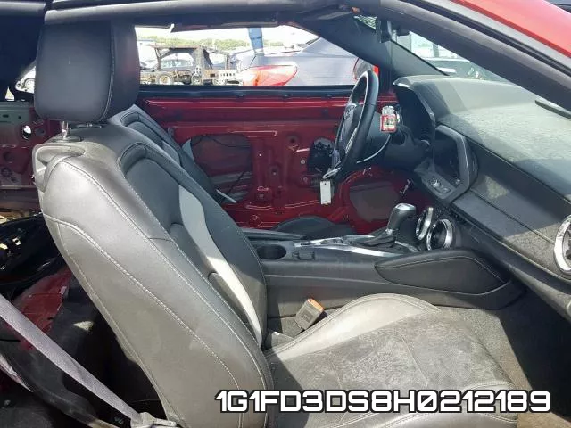 1G1FD3DS8H0212189 фото 6