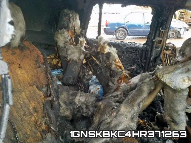 1GNSKBKC4HR371263 фото 7